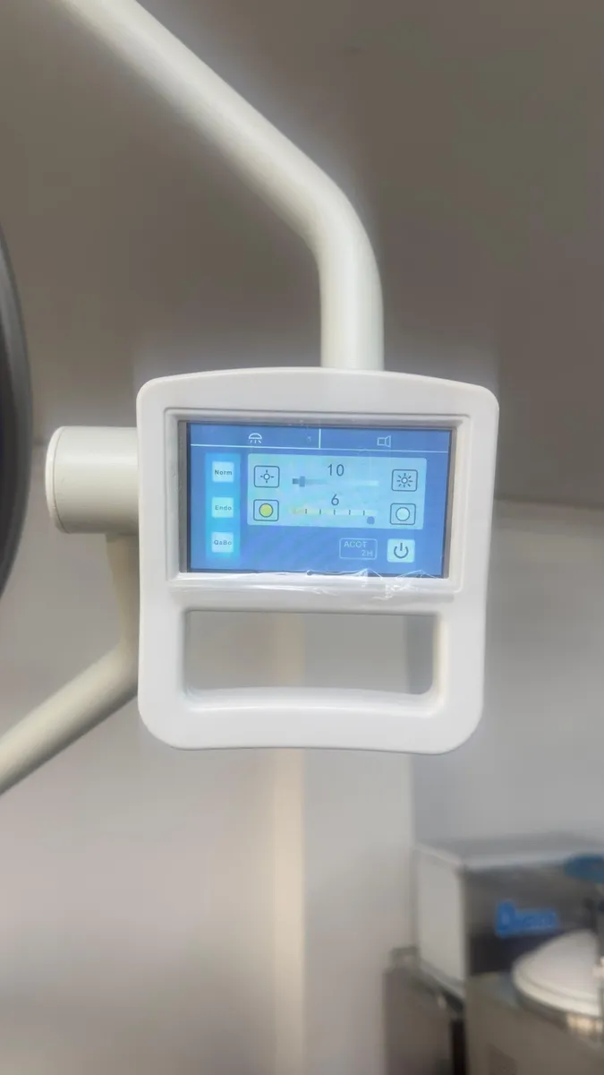 Lámpara Quirúrgica LED HLED-700/500L Techo - Image 5